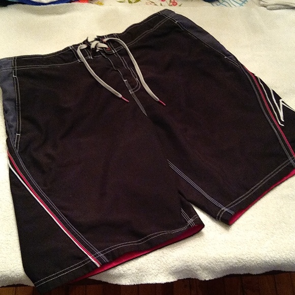 Speedo Board Shorts/Swim Trunks - Picture 2 of 15
